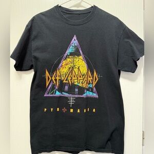 Unisex Def Leppard Concert T-shirt Size Small